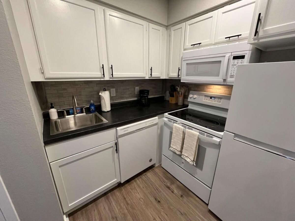 Apartamento Aksarben 1 Bedroom-close To I-80 *