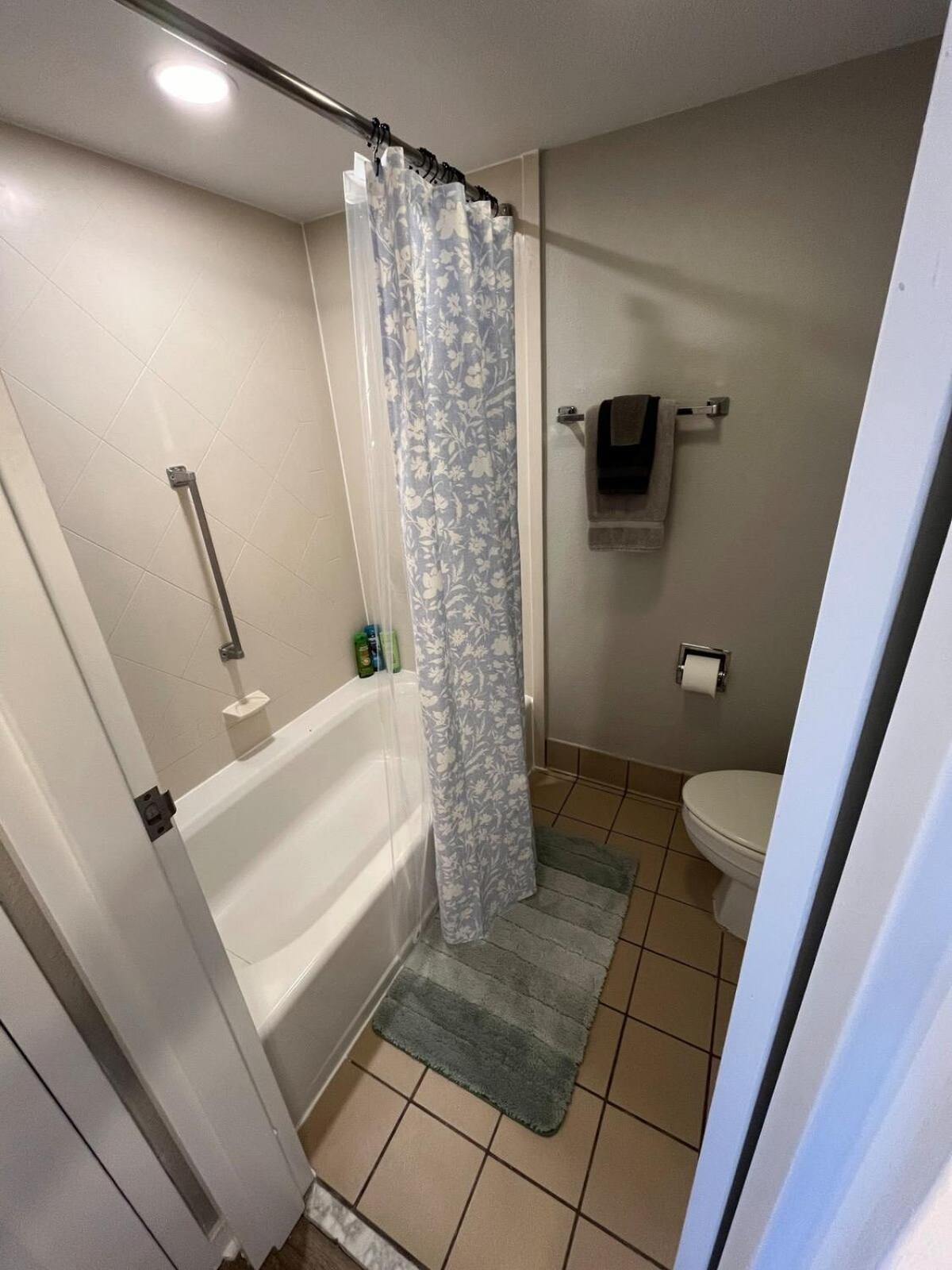 Apartamento Aksarben 1 Bedroom-close To I-80 Omaha